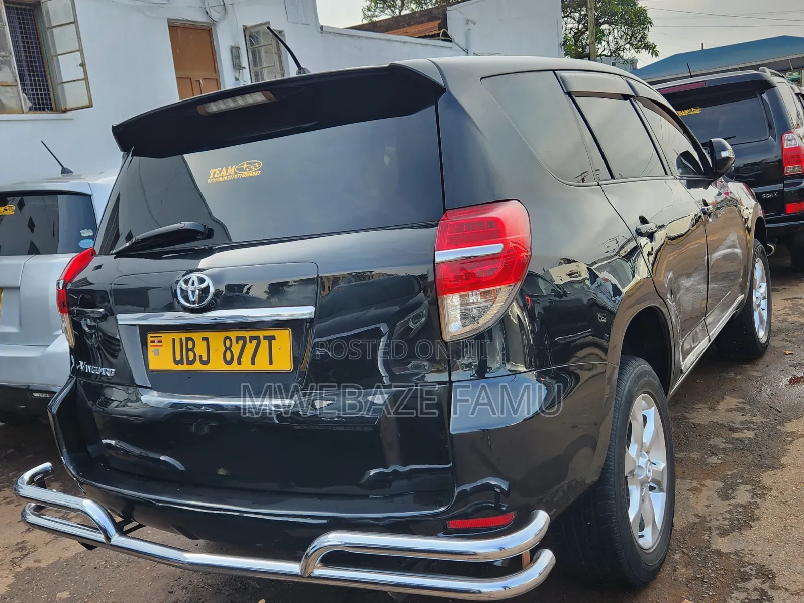 Toyota Vanguard 2010 Black