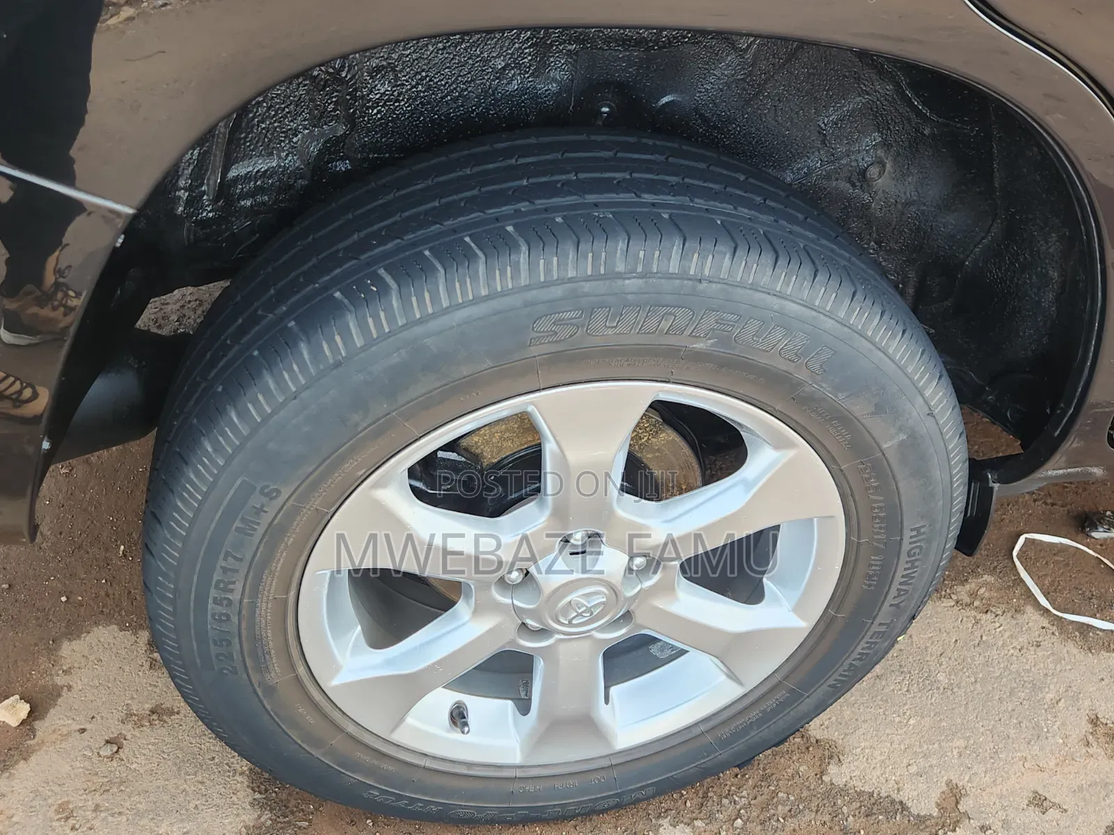 Toyota Vanguard 2010 Black