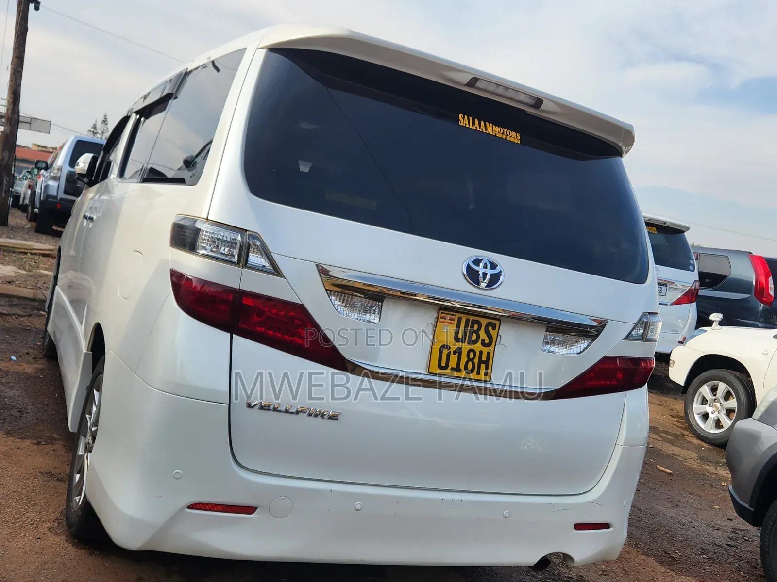 Toyota Vanguard 2012 White