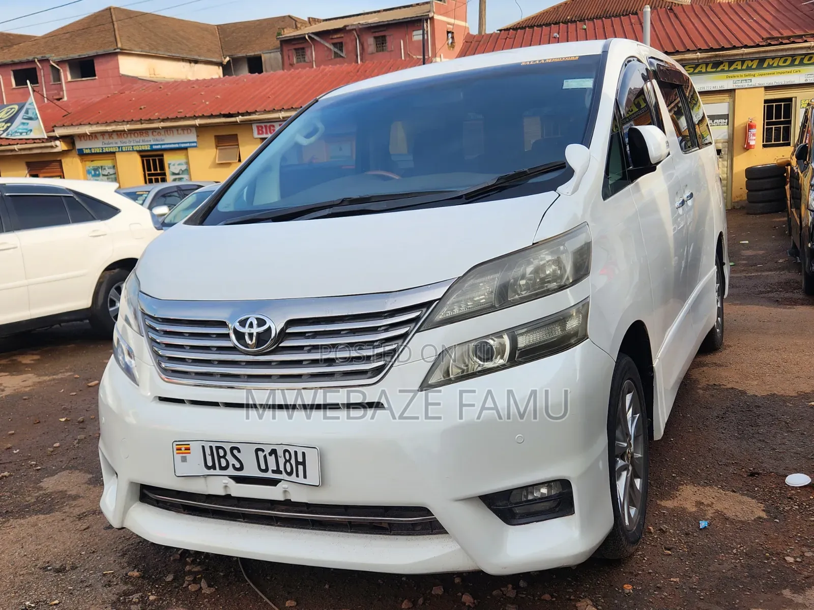 Toyota Vanguard 2012 White
