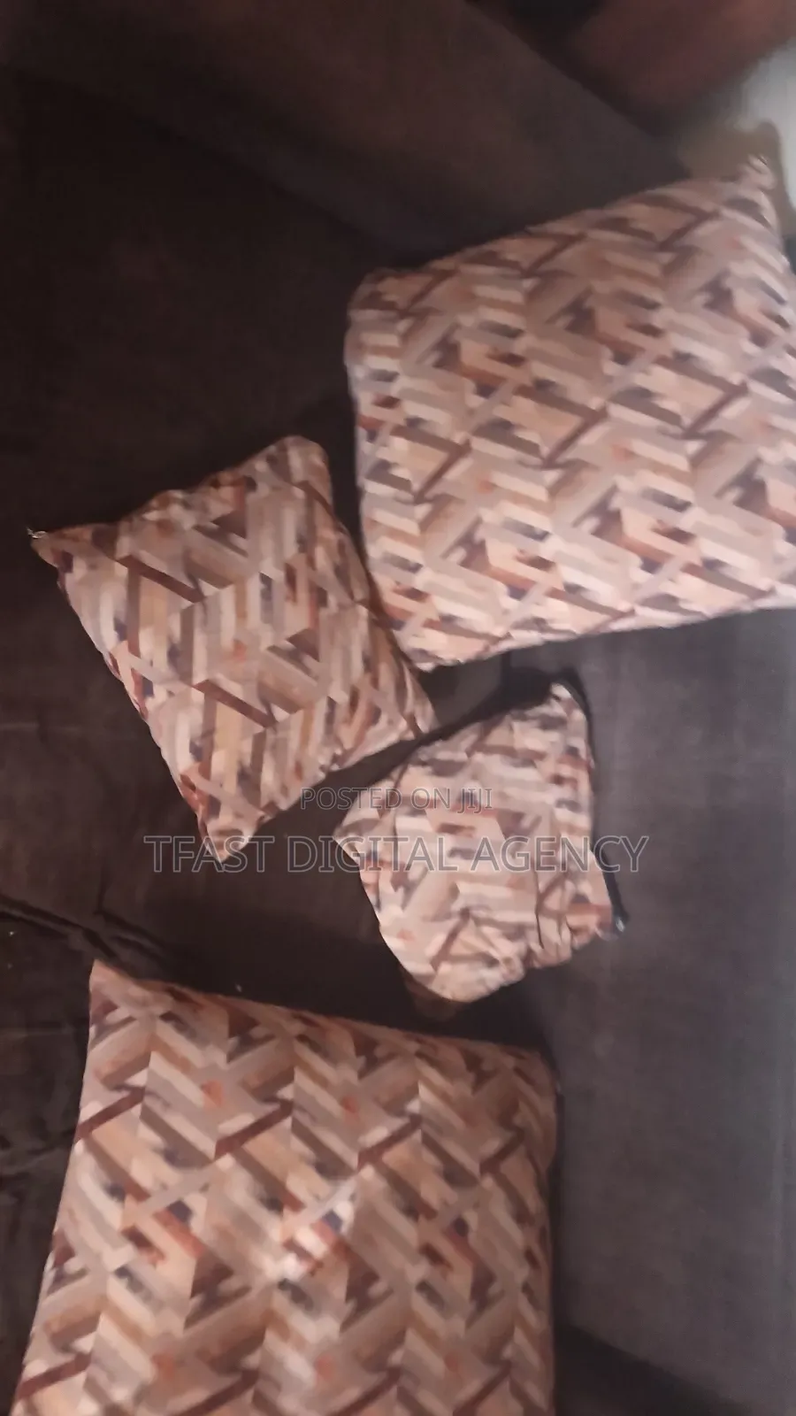 Brown L-Shaped Sofa Set With Cushions