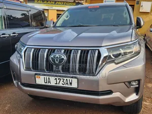 Toyota Land Cruiser Prado 2018 Gray