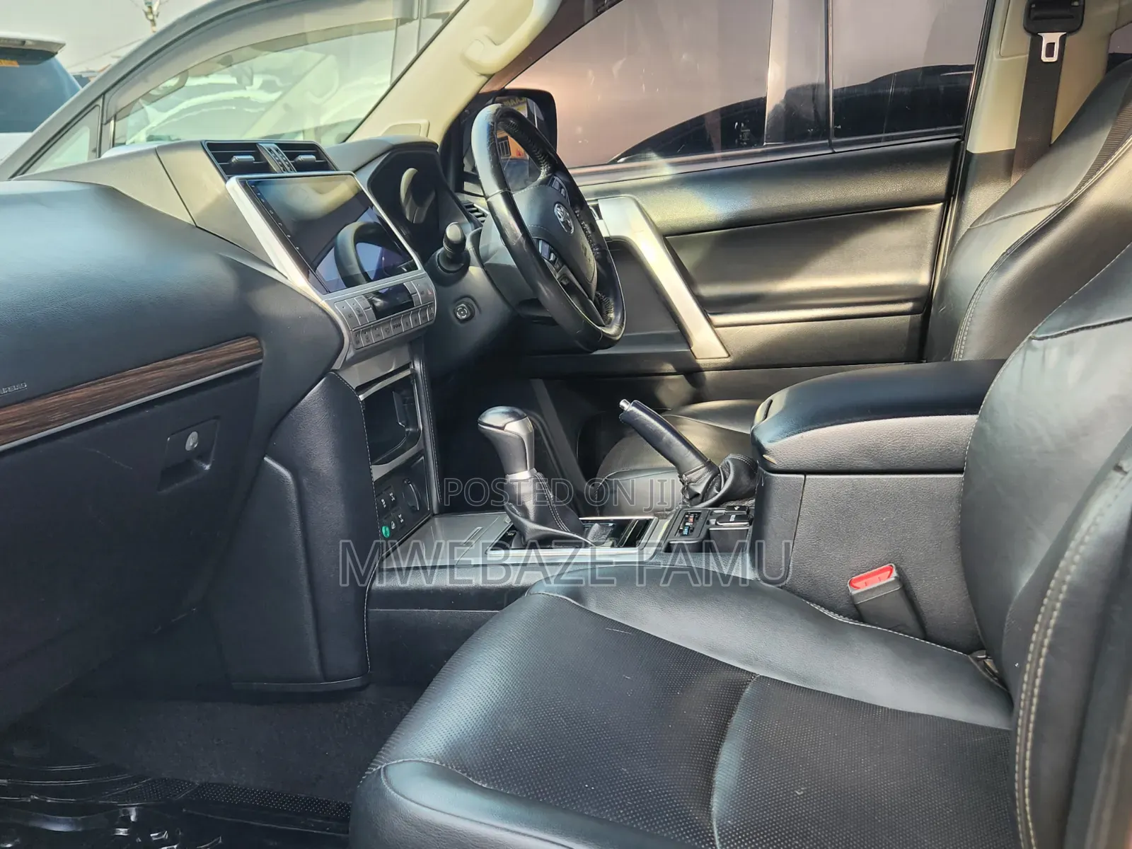 Toyota Land Cruiser Prado 2018 Gray