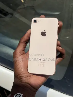Apple iPhone 8 64 GB Gold