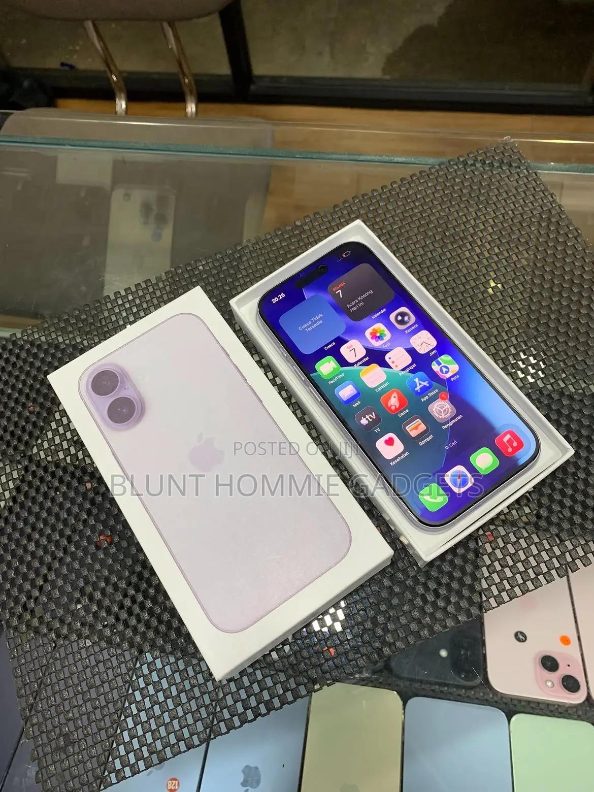 New Apple iPhone 17 256 GB Pink