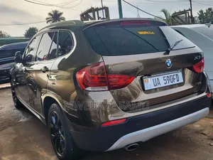 BMW X1 2014 Brown