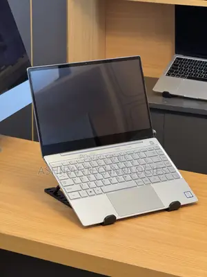 Laptop Geo Geobook 3 4GB Intel Core i5 SSD 128GB