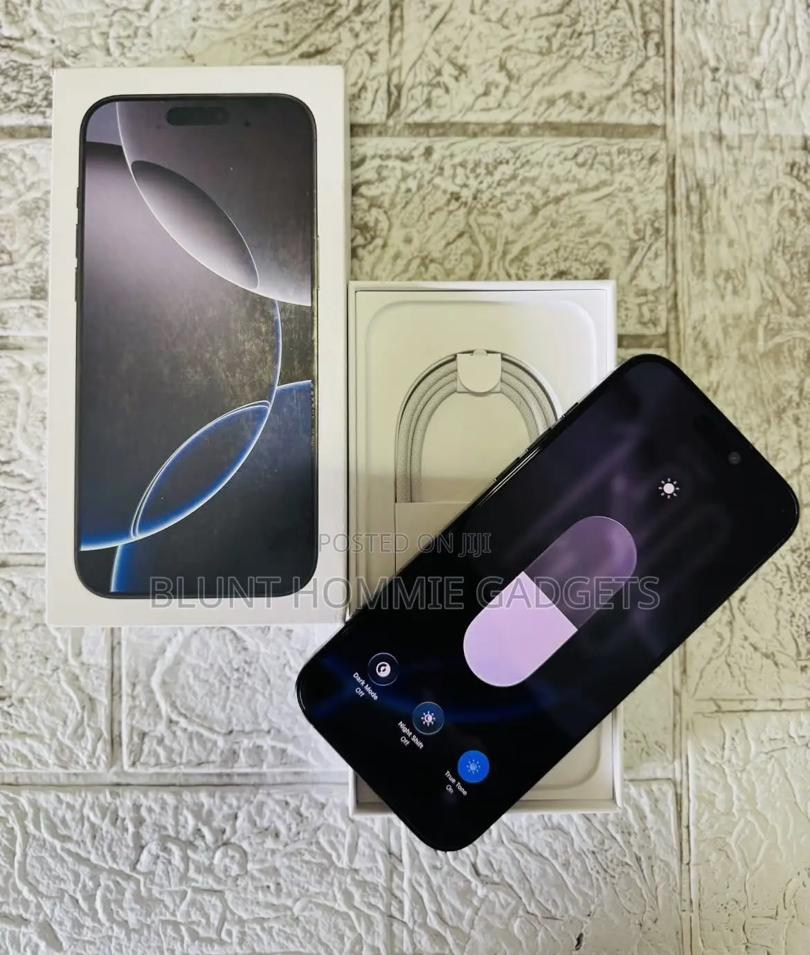 New Apple iPhone 16 Pro Max 256 GB Black