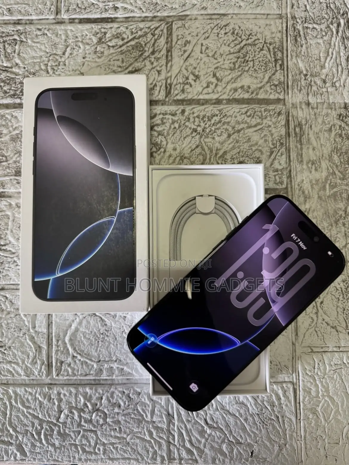 New Apple iPhone 16 Pro Max 256 GB Black