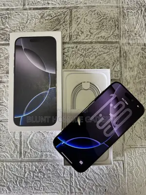 New Apple iPhone 16 Pro Max 256 GB Black