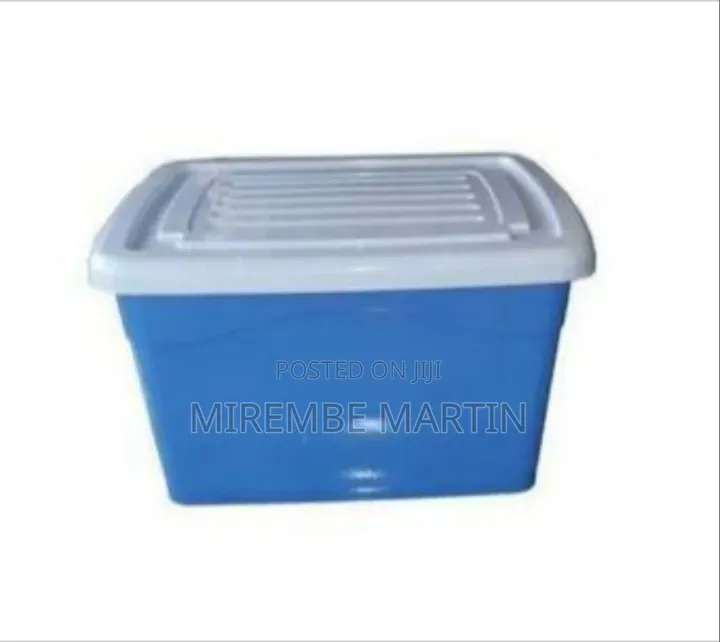 Multi-Purpose Plastic Storage Box With Secure Lid