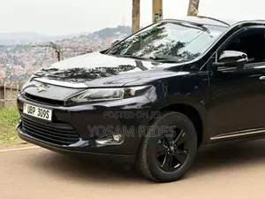 Toyota Harrier 2.0 2016