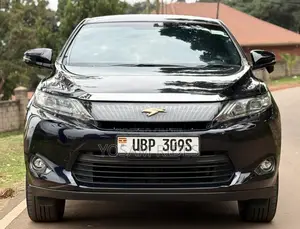 Toyota Harrier 2.0 2016