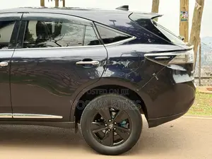Toyota Harrier 2.0 2016