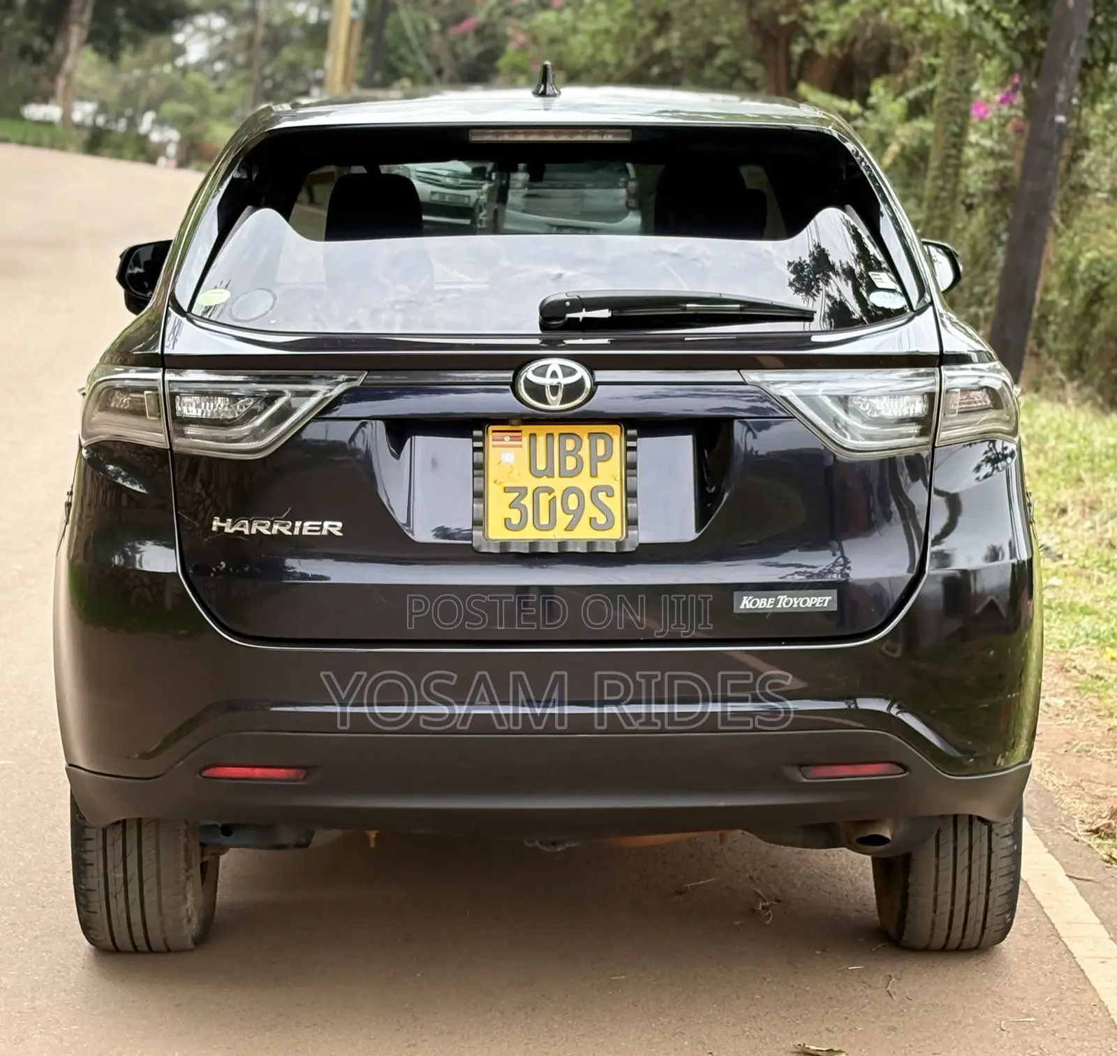 Toyota Harrier 2.0 2016