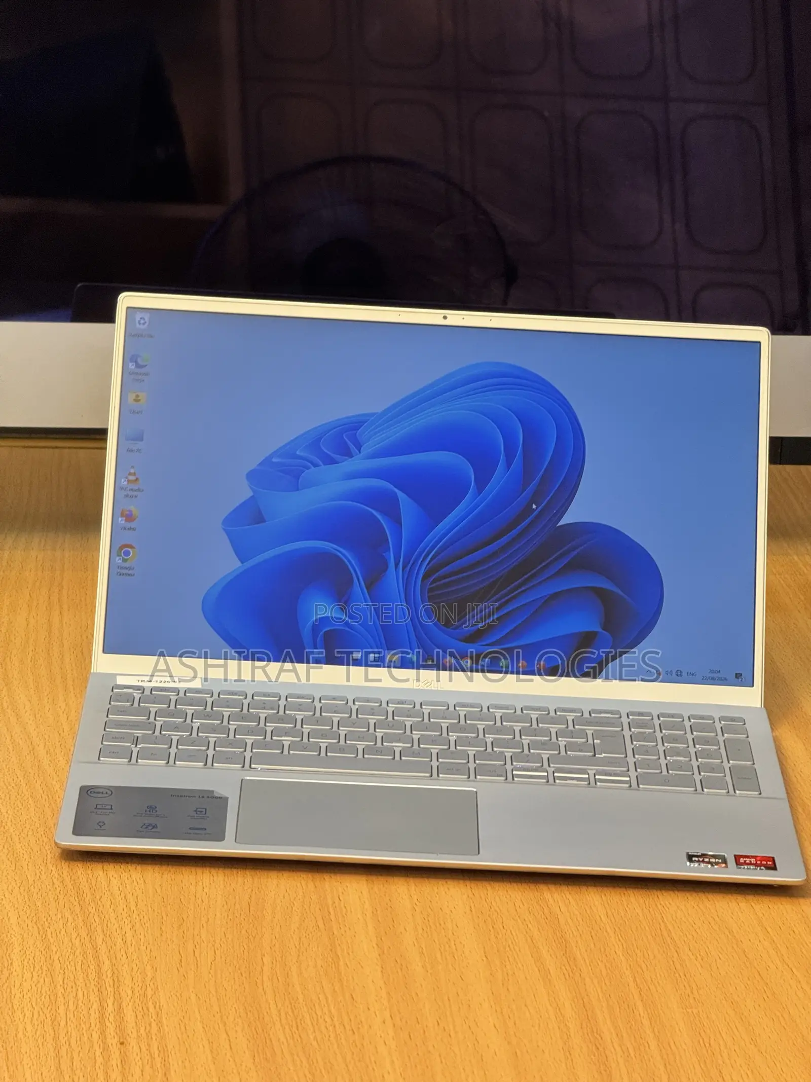 Laptop Dell Inspiron 15 5000 8GB Intel Core i7 SSD 256GB