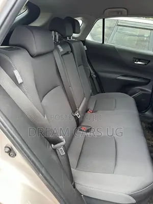 Toyota Harrier 2.5 Hybrid 2021 Beige