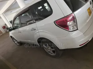 Subaru Forester 2010 White
