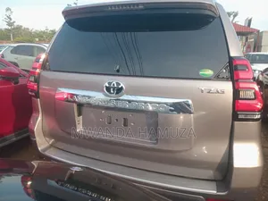 Toyota Land Cruiser Prado 2018 Brown
