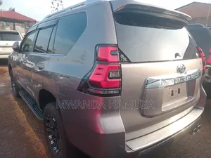 Toyota Land Cruiser Prado 2018 Brown