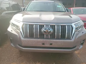 Toyota Land Cruiser Prado 2018 Brown