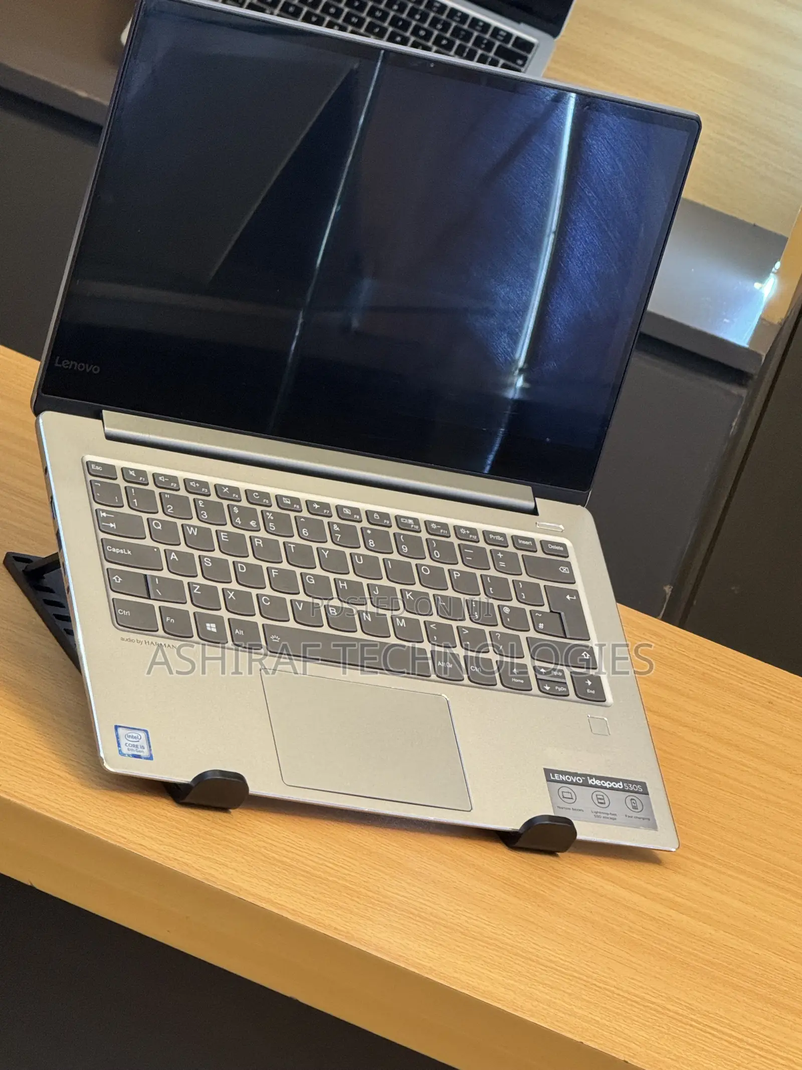 Laptop Lenovo IdeaPad 530S 8GB Intel Core i5 SSD 256GB