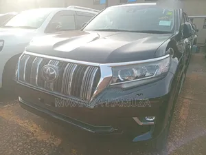 Toyota Land Cruiser Prado 2018 Black