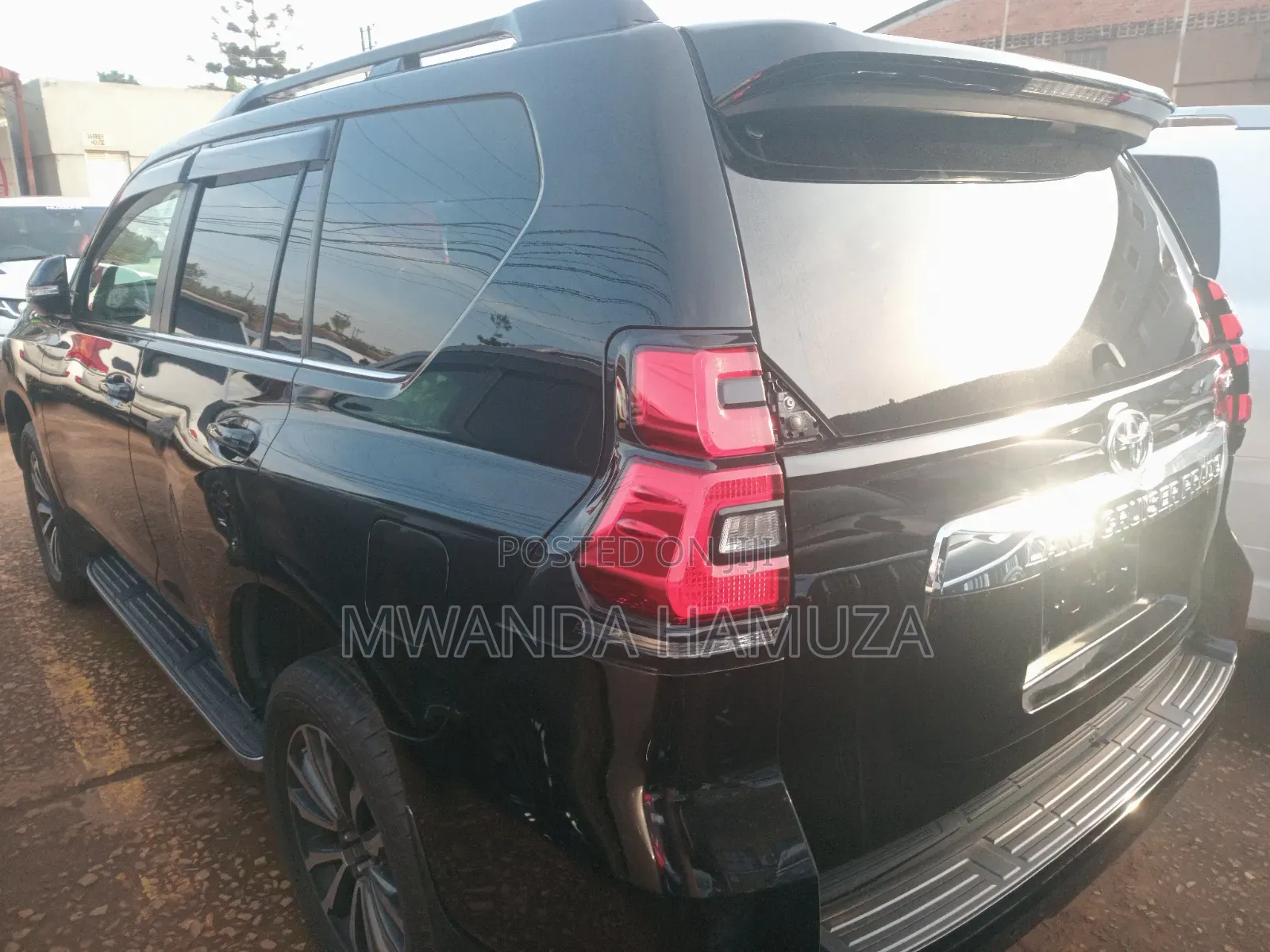Toyota Land Cruiser Prado 2018 Black