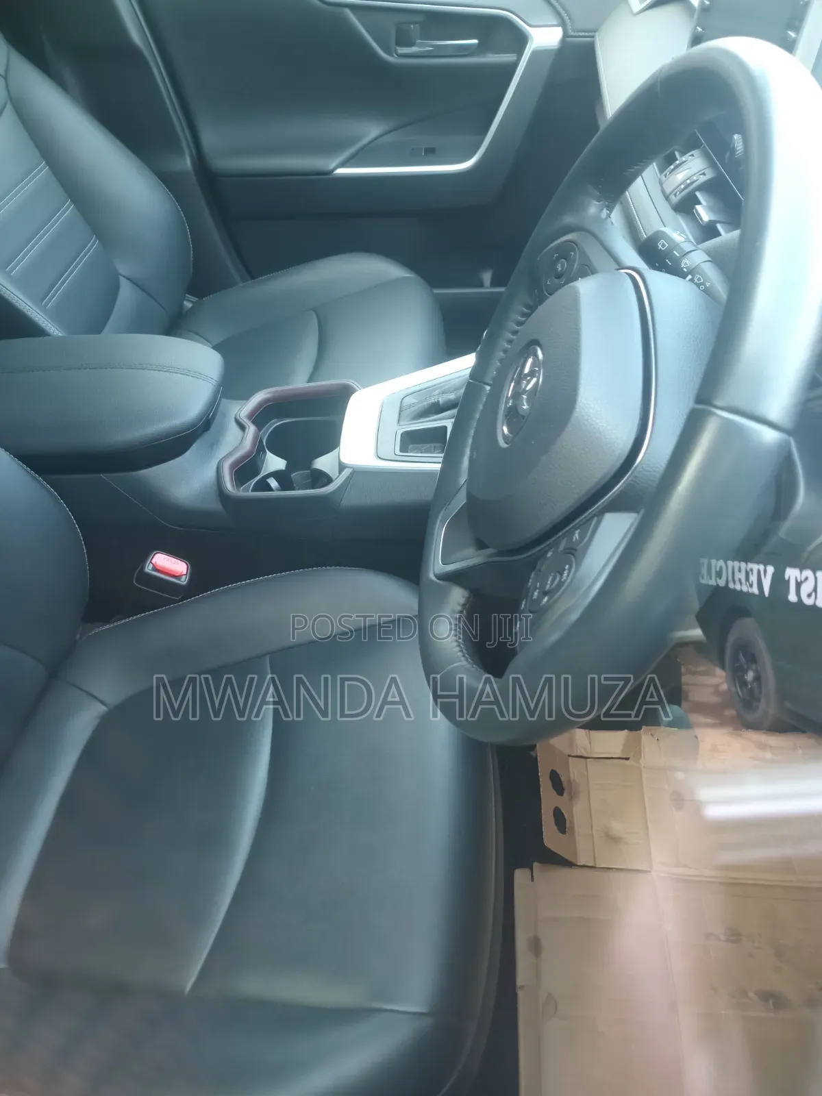 Toyota RAV4 2021 Silver
