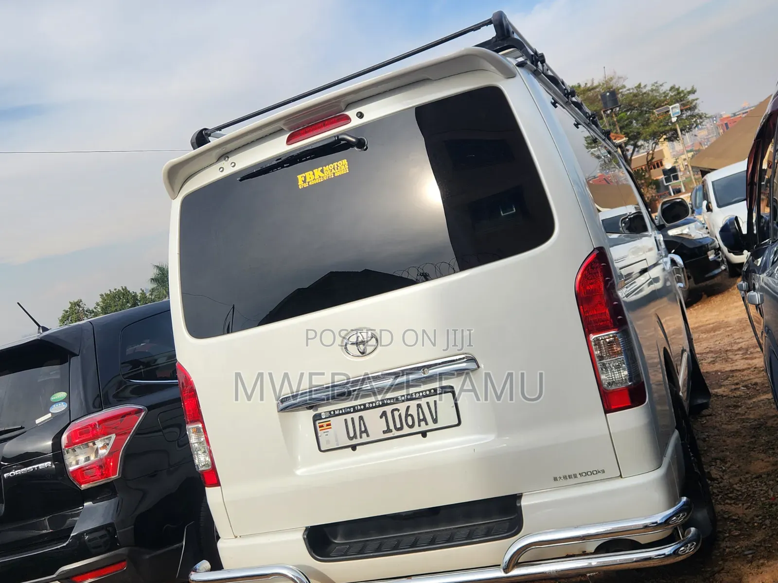 Toyota HiAce 2012