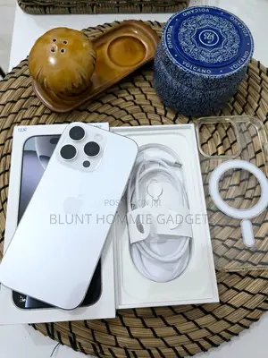New Apple iPhone 16 Pro 256 GB White
