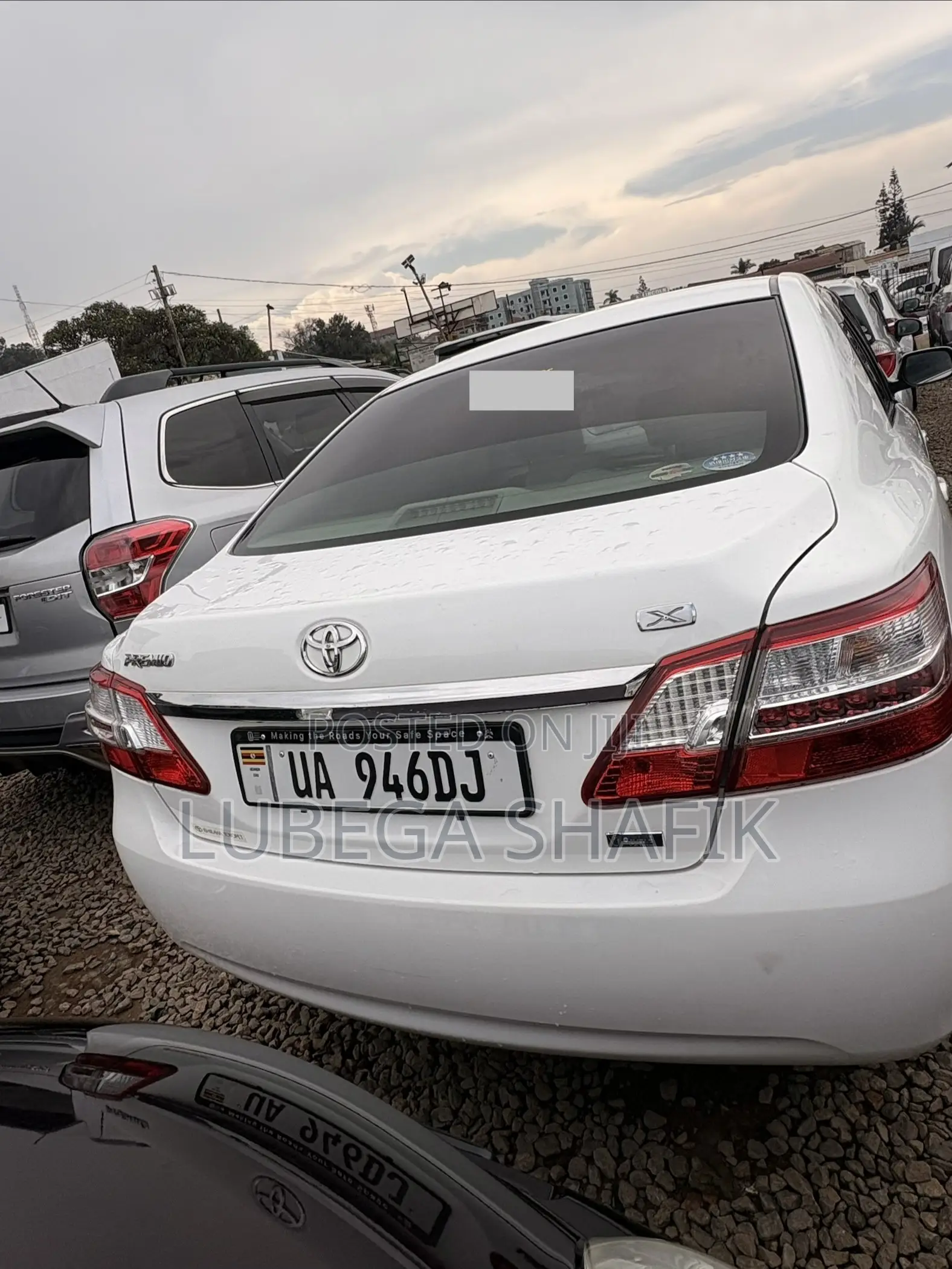 Toyota Premio 2011