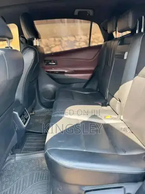 Toyota Harrier 2.0 4WD 2015 White