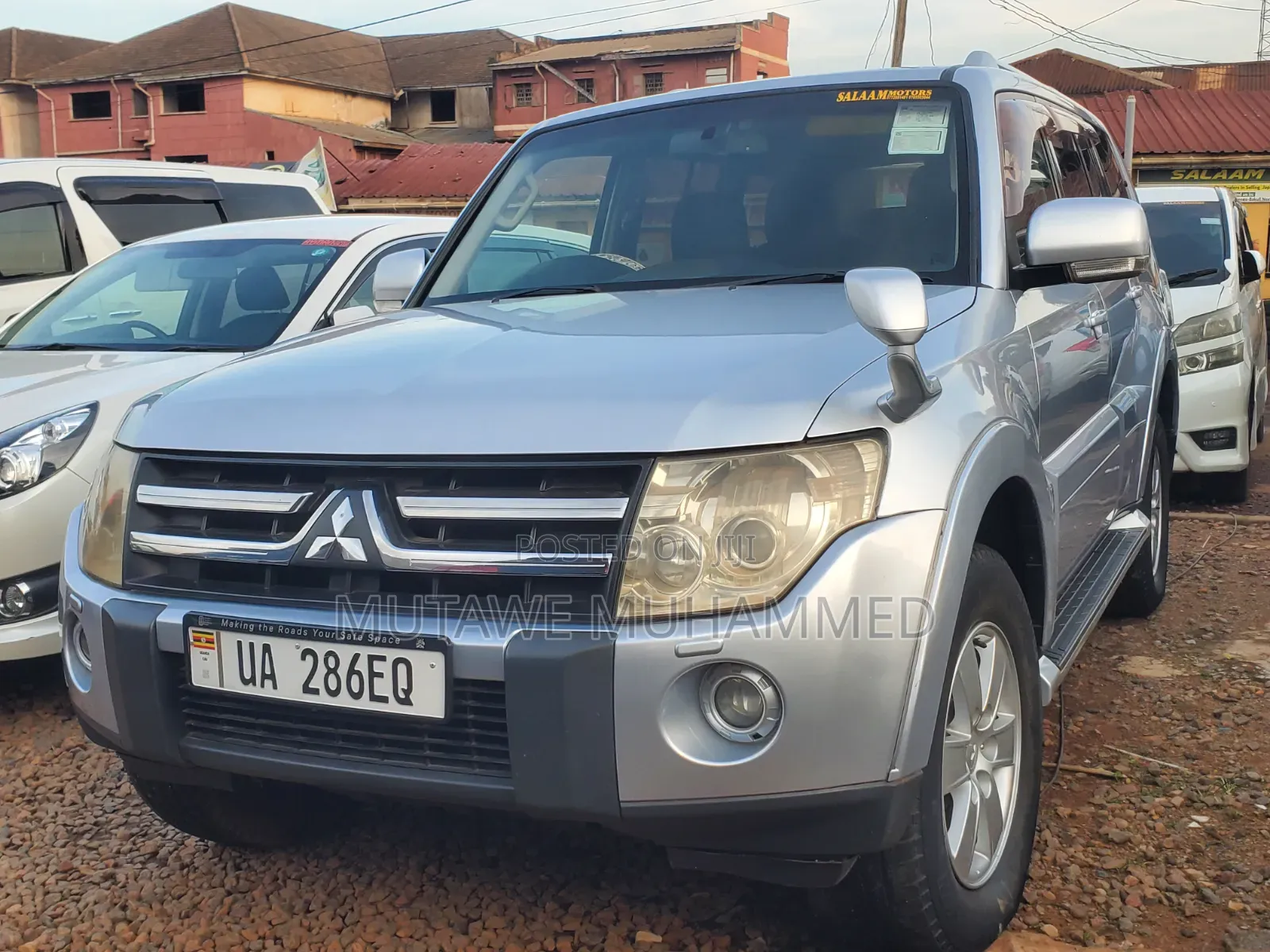 Mitsubishi Pajero 2010 Silver