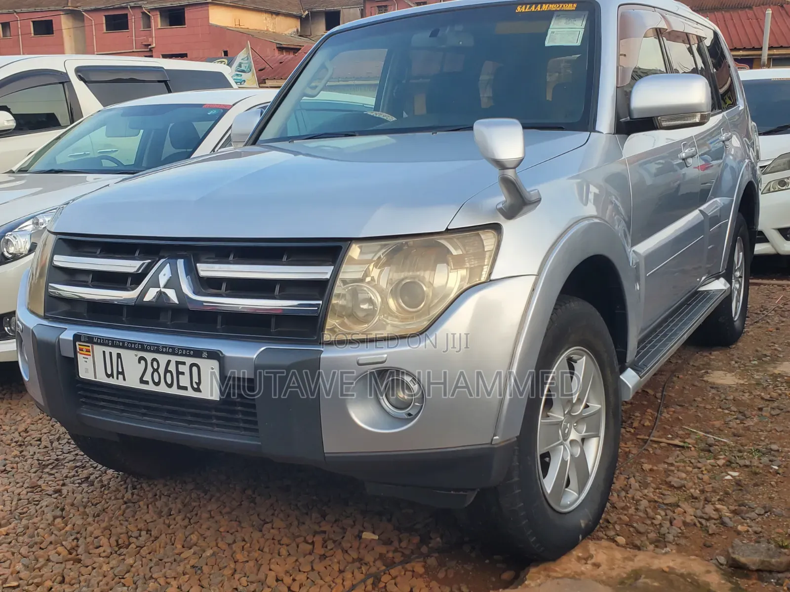 Mitsubishi Pajero 2010 Silver