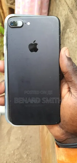 Apple iPhone 7 Plus 128 GB Black
