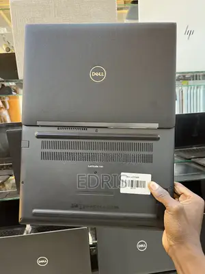 Laptop Dell Latitude 7390 8GB Intel Core i5 SSD 256GB