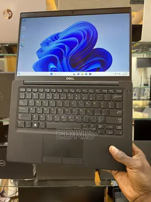 Laptop Dell Latitude 7390 8GB Intel Core i5 SSD 256GB