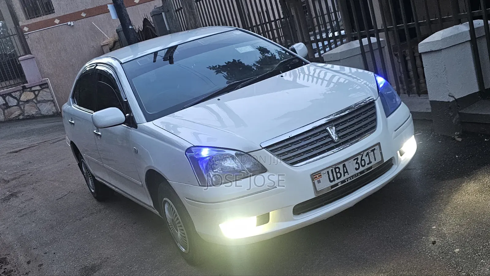 Toyota Premio 2006 White