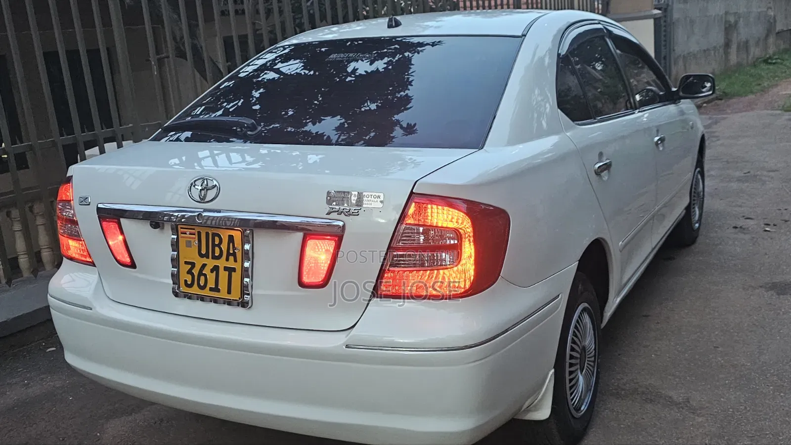 Toyota Premio 2006 White
