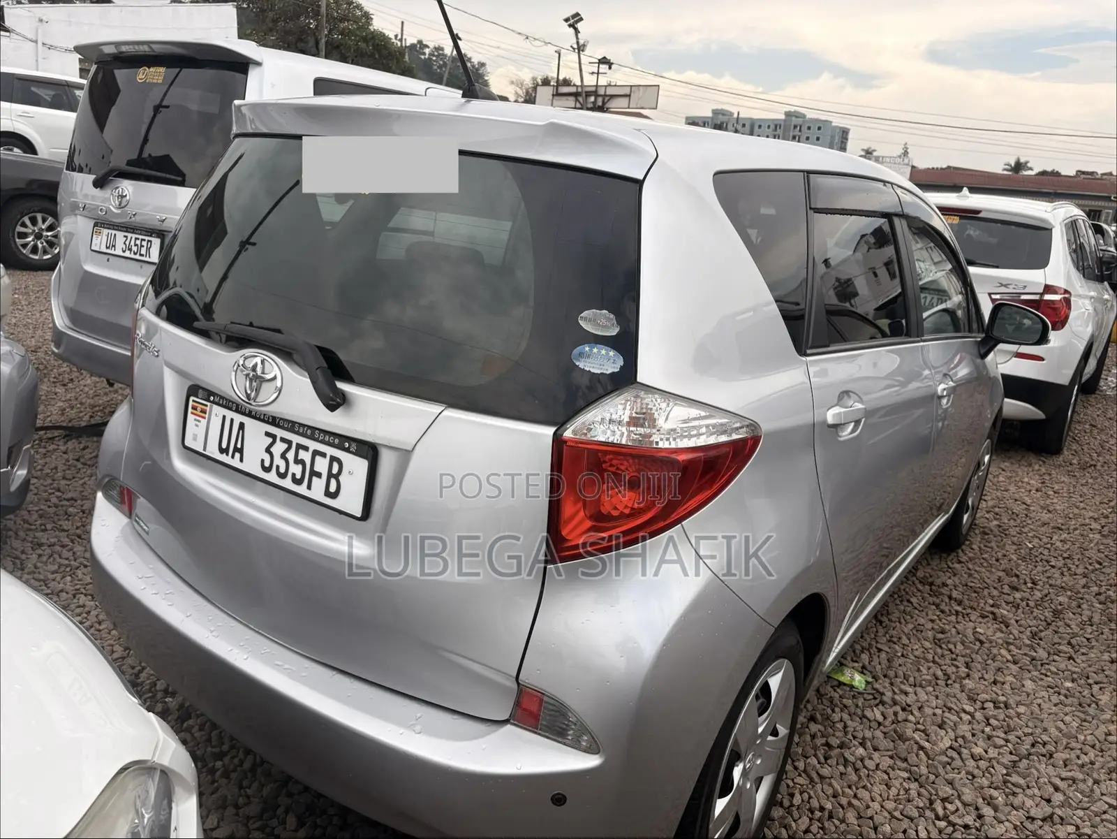 Toyota Ractis 2012 Silver