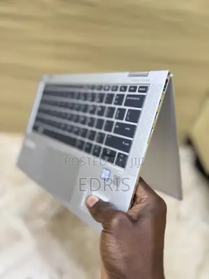 Laptop HP EliteBook 1030 8GB Intel Core i5 SSD 256GB