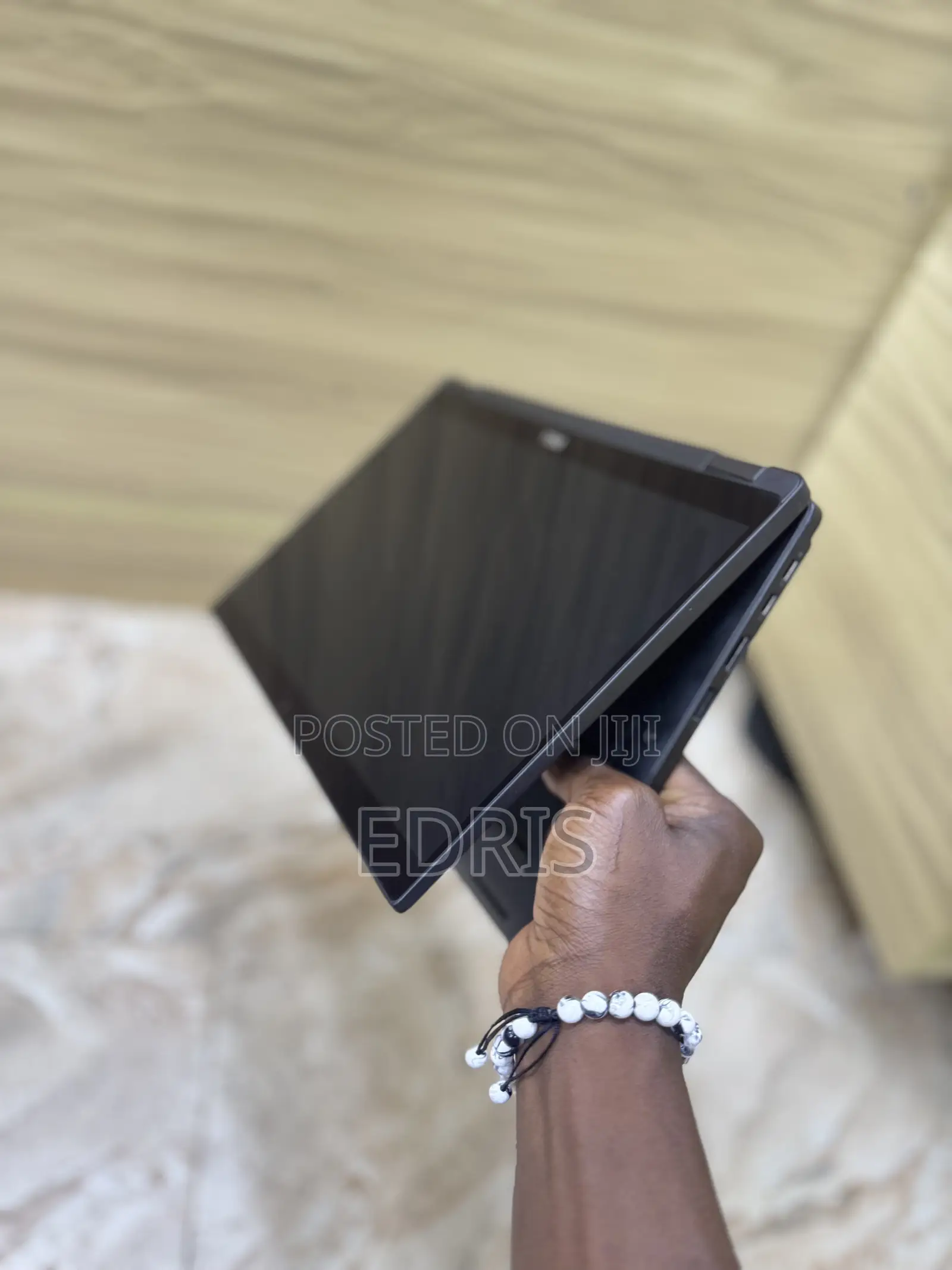 Laptop Dell Latitude 7390 2-in-1 8GB Intel Core i5 SSD 256GB