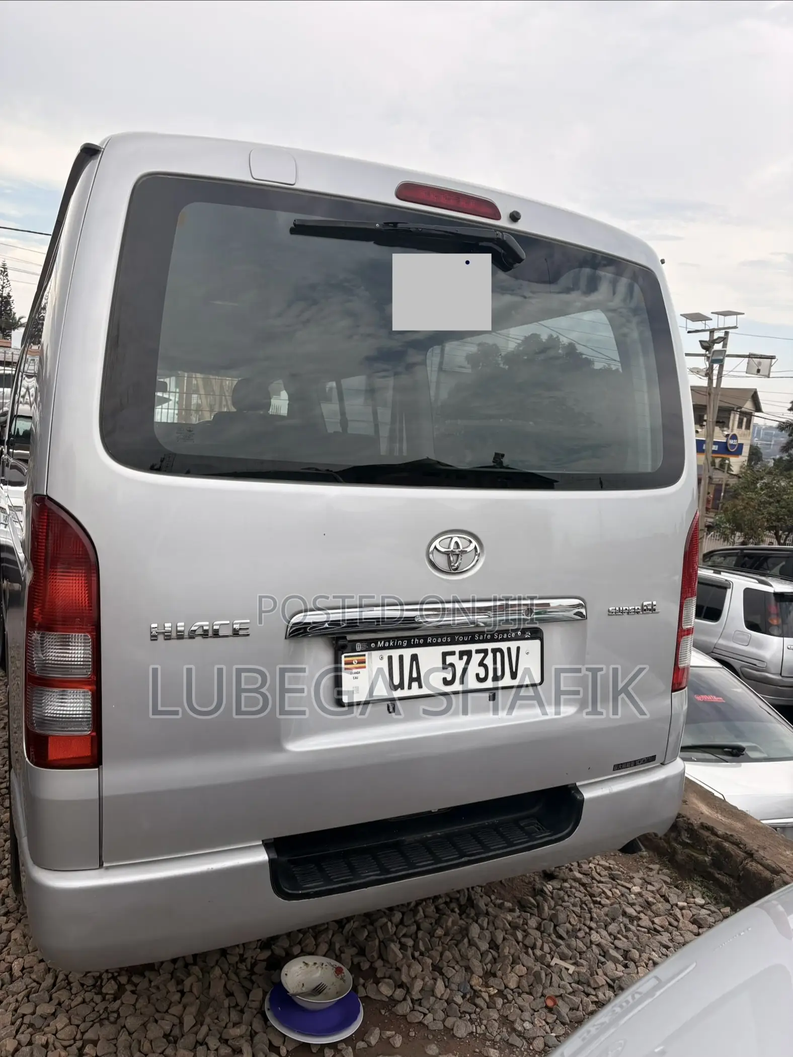 Toyota HiAce 2011 Silver