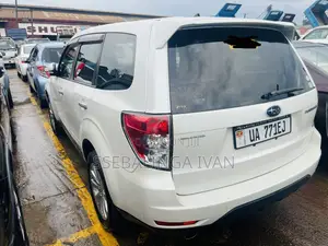 Subaru Forester 2010 White