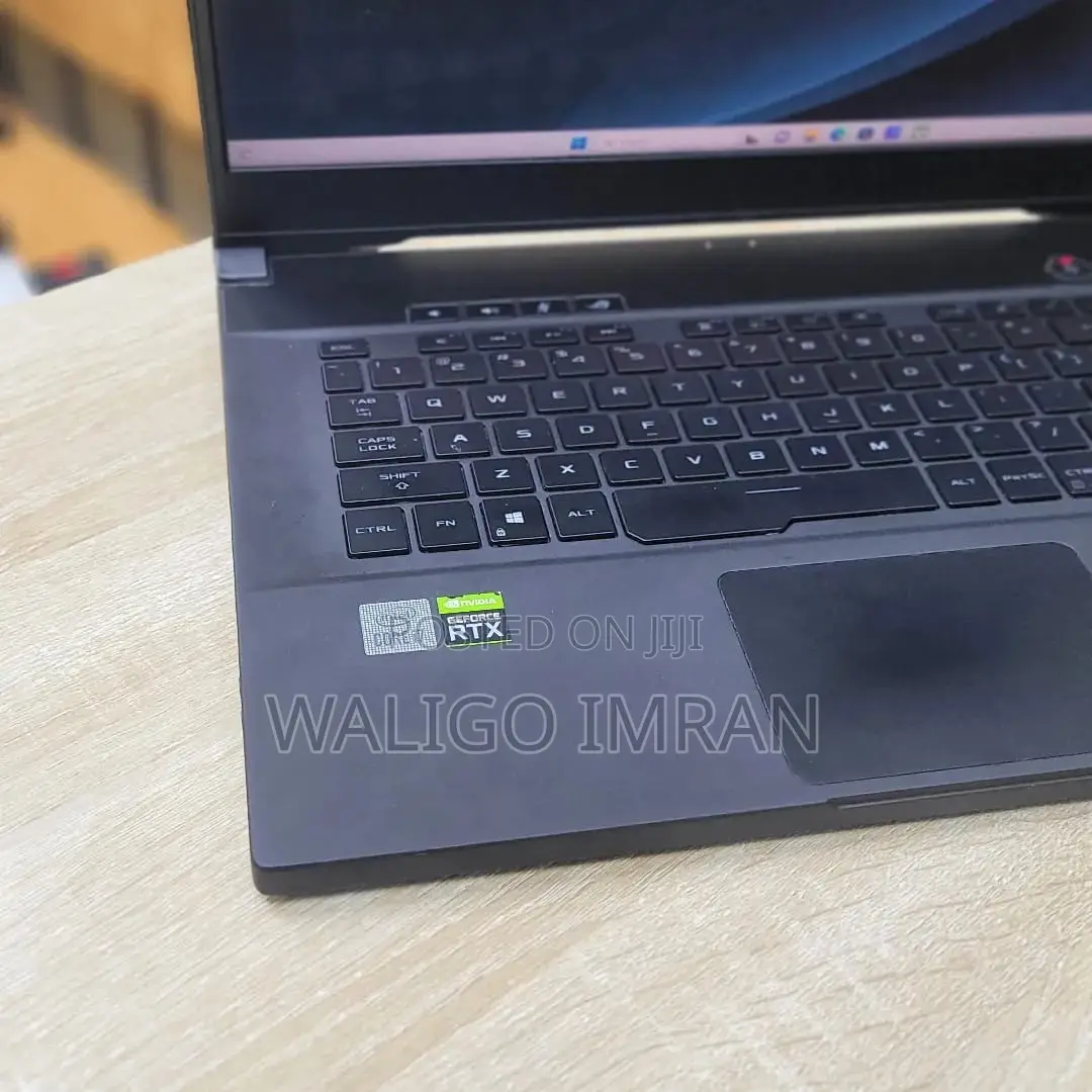 Laptop Asus ROG Zephyrus M15 GU502LU 16GB Intel Core i7 SSD 128GB