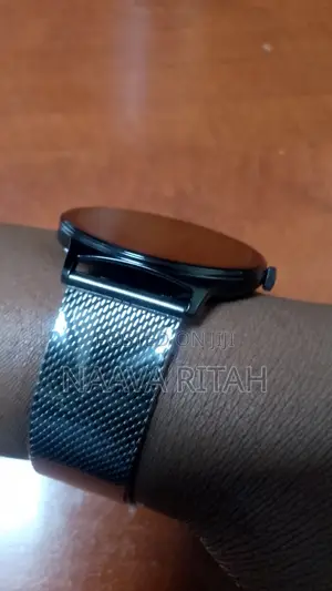 Hainoteko-18 Waterproof Round Shape Amoled 3 Straps