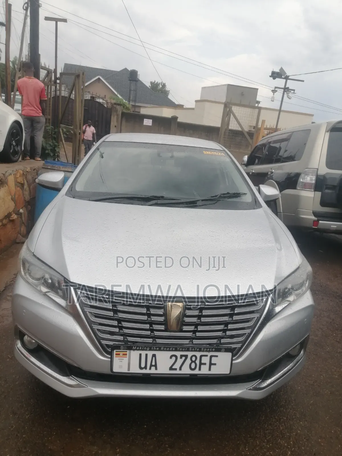 Toyota Premio 2017 Silver
