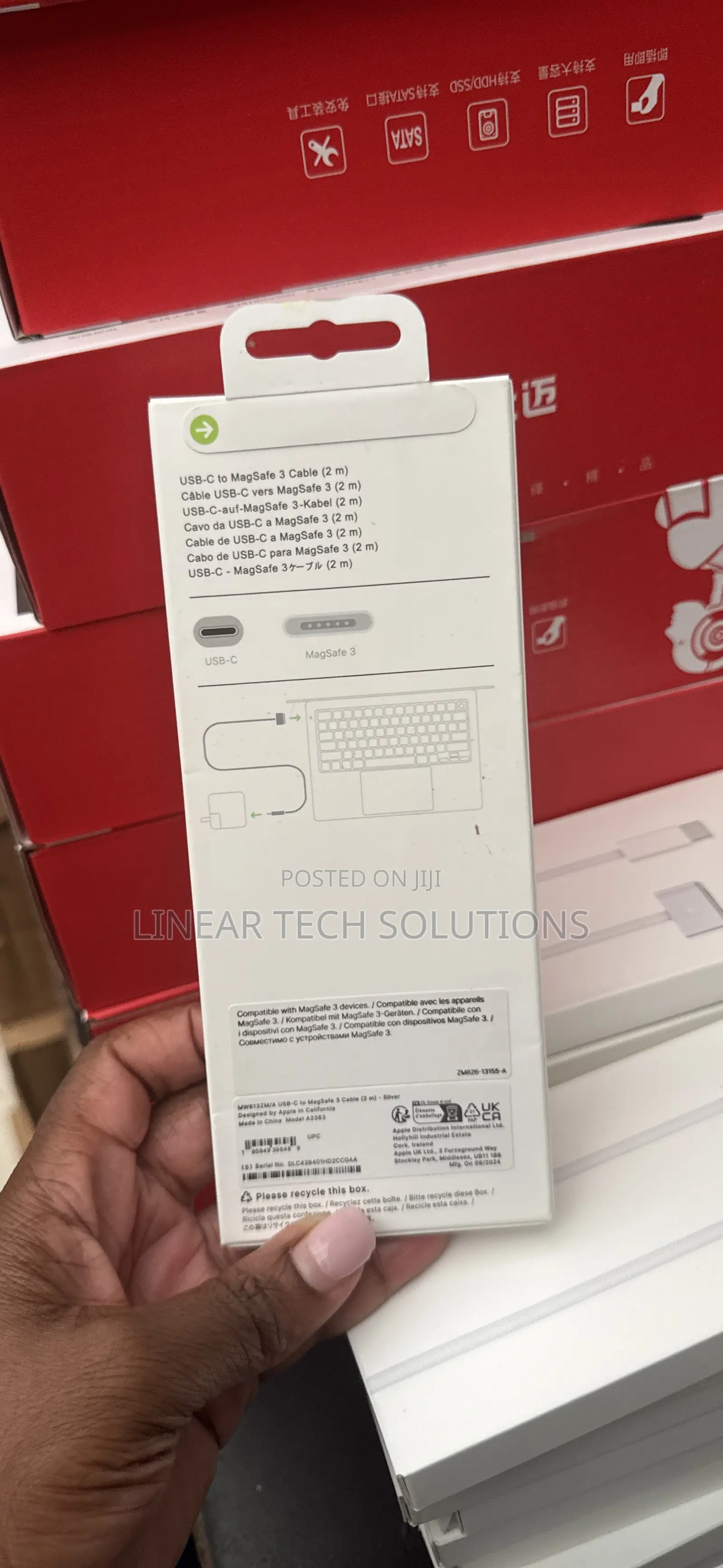 Apple USB-C to Magsafe 3 Cable (2m)