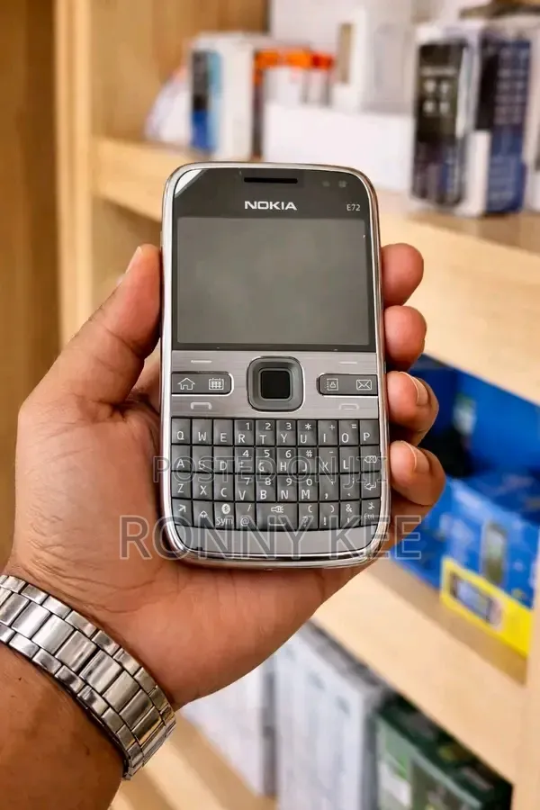 Nokia E72 Gray